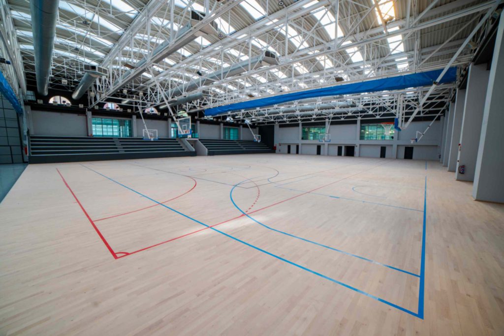 Fotografía realizada para el el dossier de fin de legislatura del Área de Gobierno de Obras y Equipamientos del Ayuntamiento de Madrid. Polideportivo.