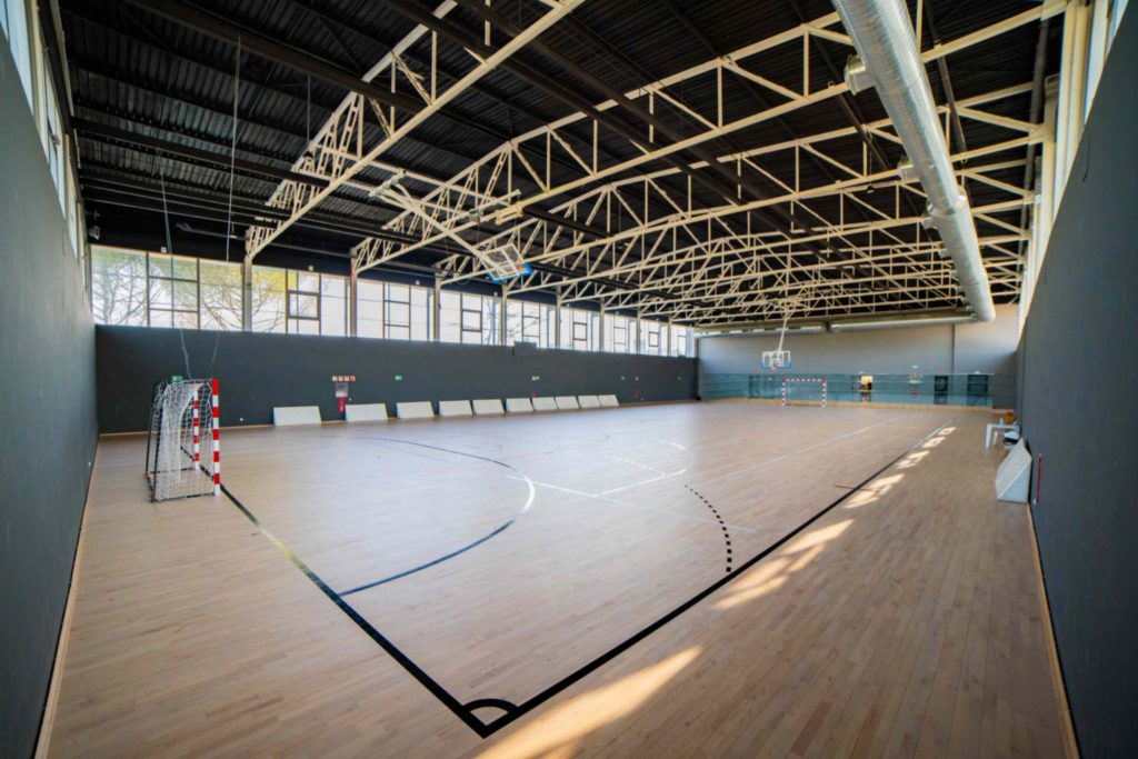 Fotografía realizada para el el dossier de fin de legislatura del Área de Gobierno de Obras y Equipamientos del Ayuntamiento de Madrid. Fútbol sala.
