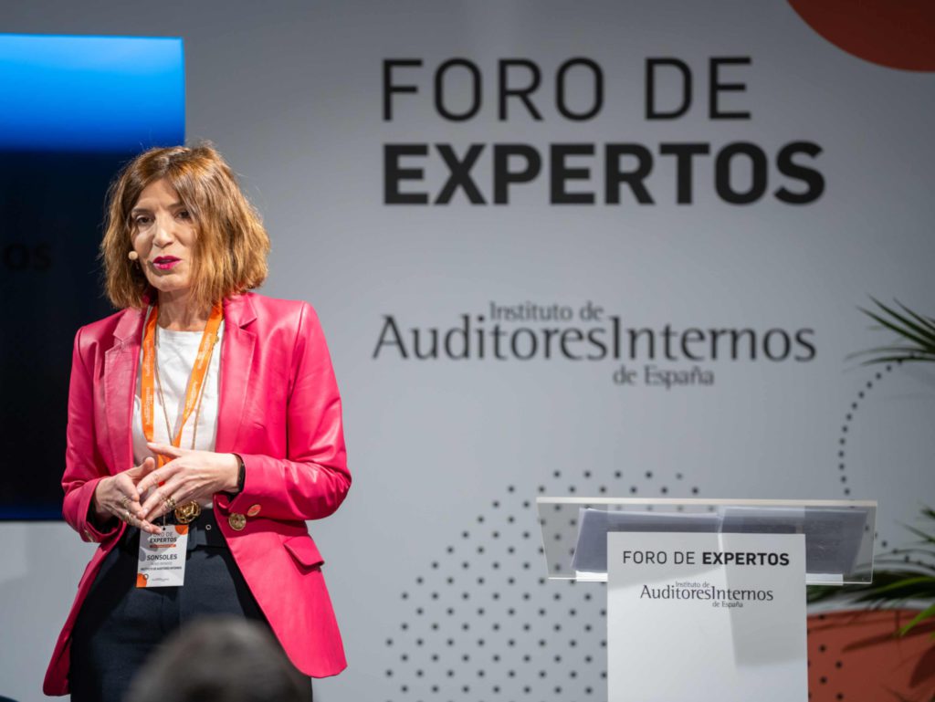 Fotografía del evento en Madrid del Instituto de Auditores internos. Comienzo.