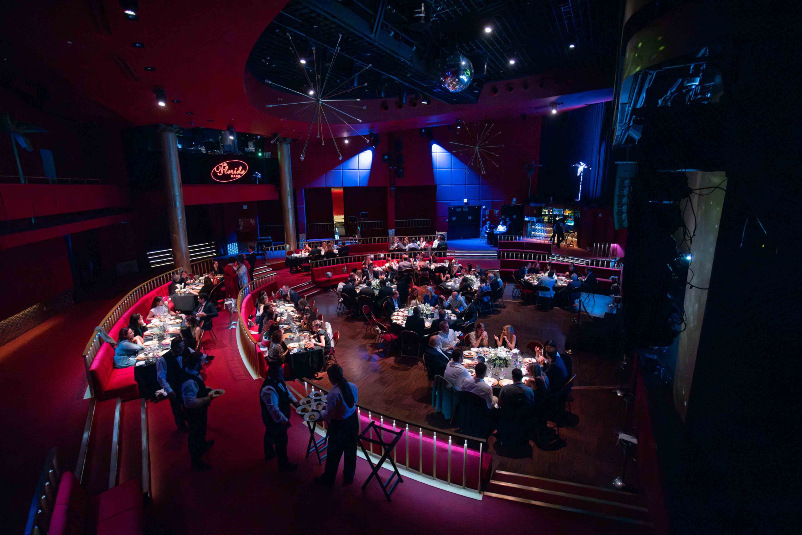 Fotografía de evento en Madrid - Align - cenando